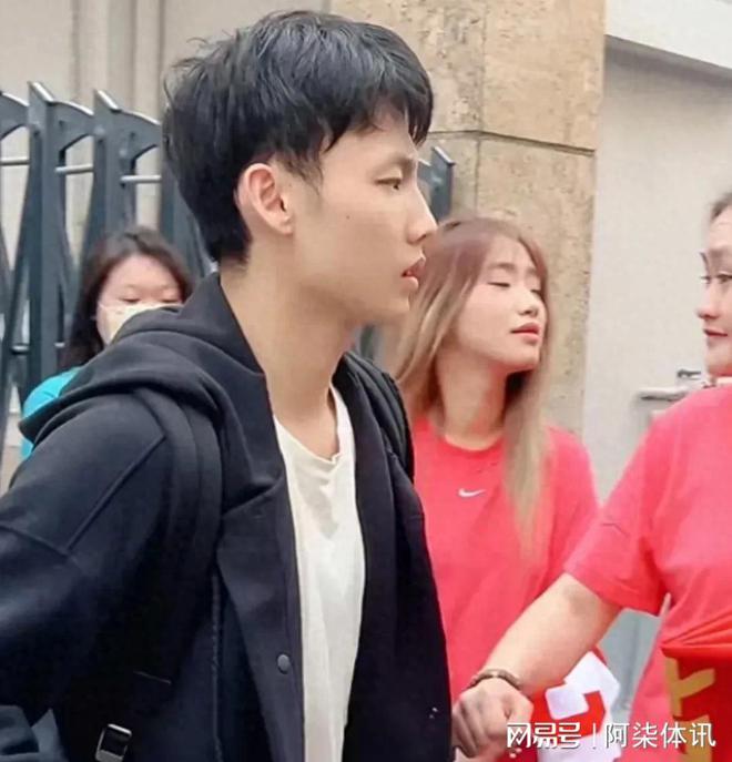 解只有一项能力有待提高钟诚给出答案OG真人游戏太厉害！徐杰进攻几乎无