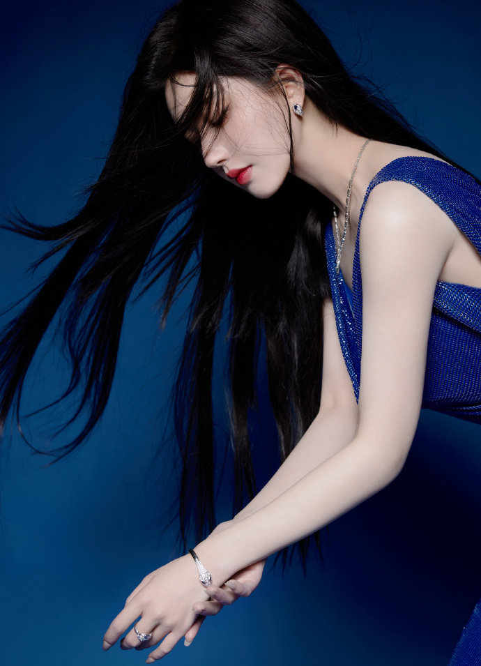 裸体污污免费APPOG真人游戏美女