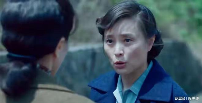 哭全网！舟山的解放多亏黎晴抓捕朱枫OG真人《沉默的荣耀》结局反转看(图2)